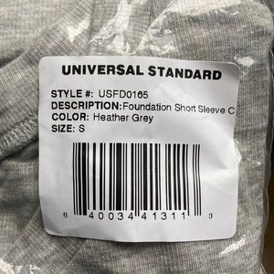 NWT UniversalStandard Foundation Short Sleeve Grey Shirt size s (aka size 12/14)